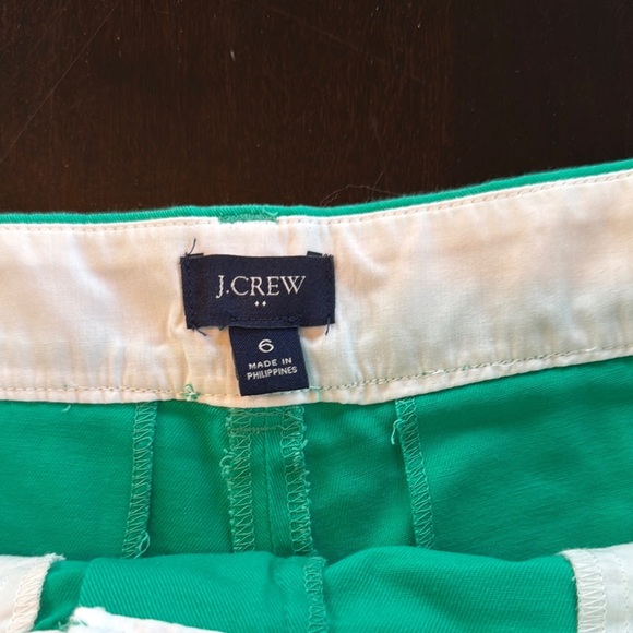J. Crew Green High Waist Scalloped Shorts - Picture 2 of 3